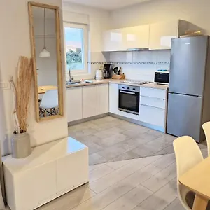 Apartman Nina